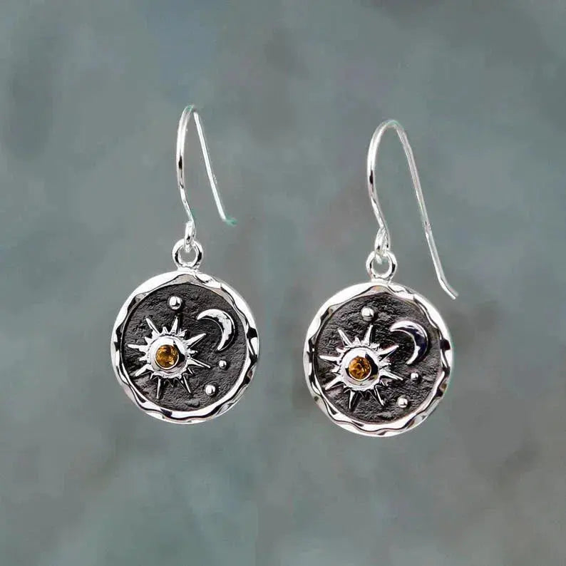 Pendientes celestes de sol y luna con piedra citrino
