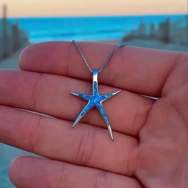 Collar Colgante Estrella de Mar Azul Ópalo – Charm Náutico