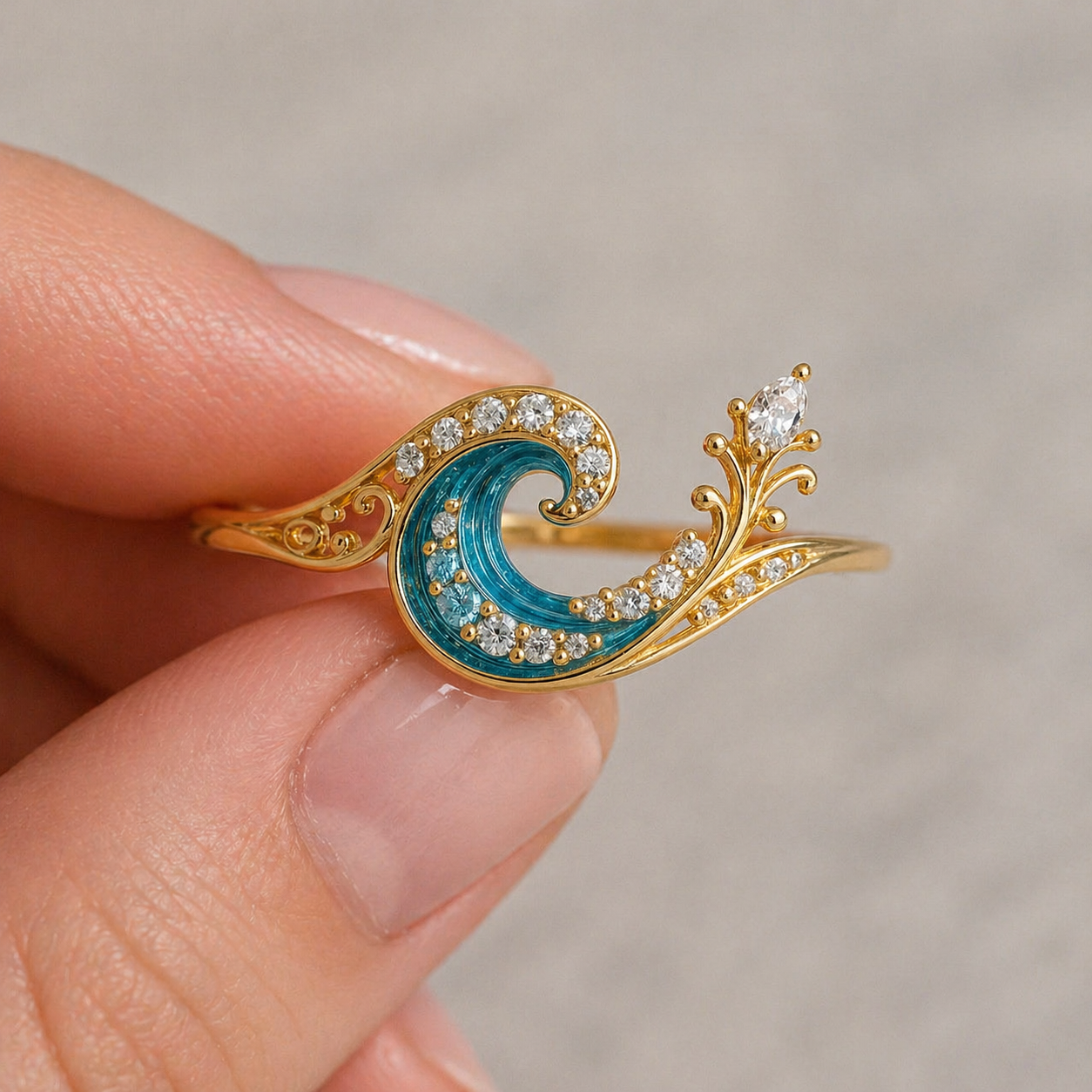 Anillo de Ola Marina con Esmalte Azul y Cristales