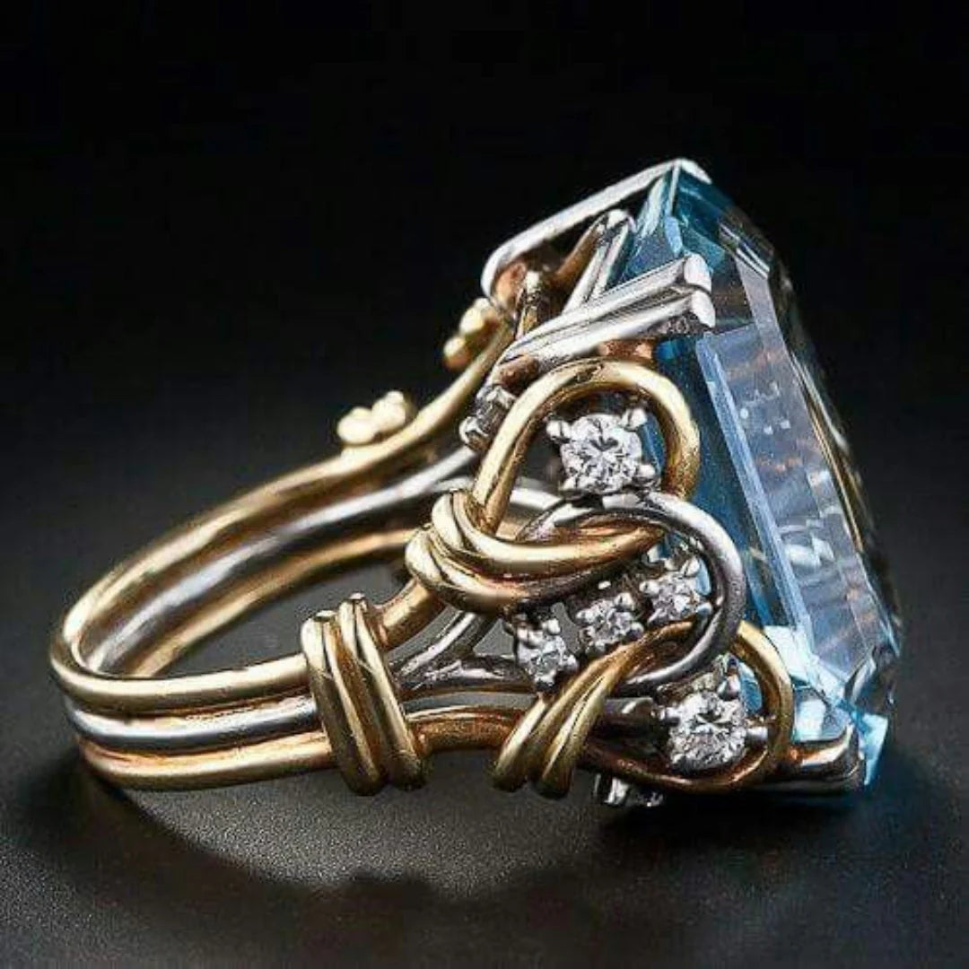 Anillo Vintage con Piedra Azul Topacio / Aguamarina