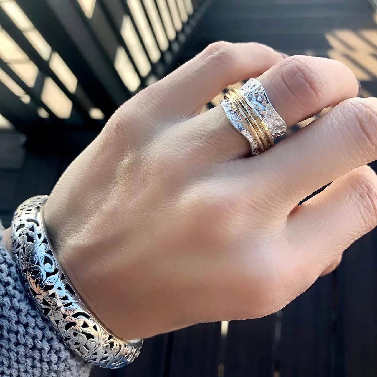 Anillo Giratorio Vintage de Acero Inoxidable
