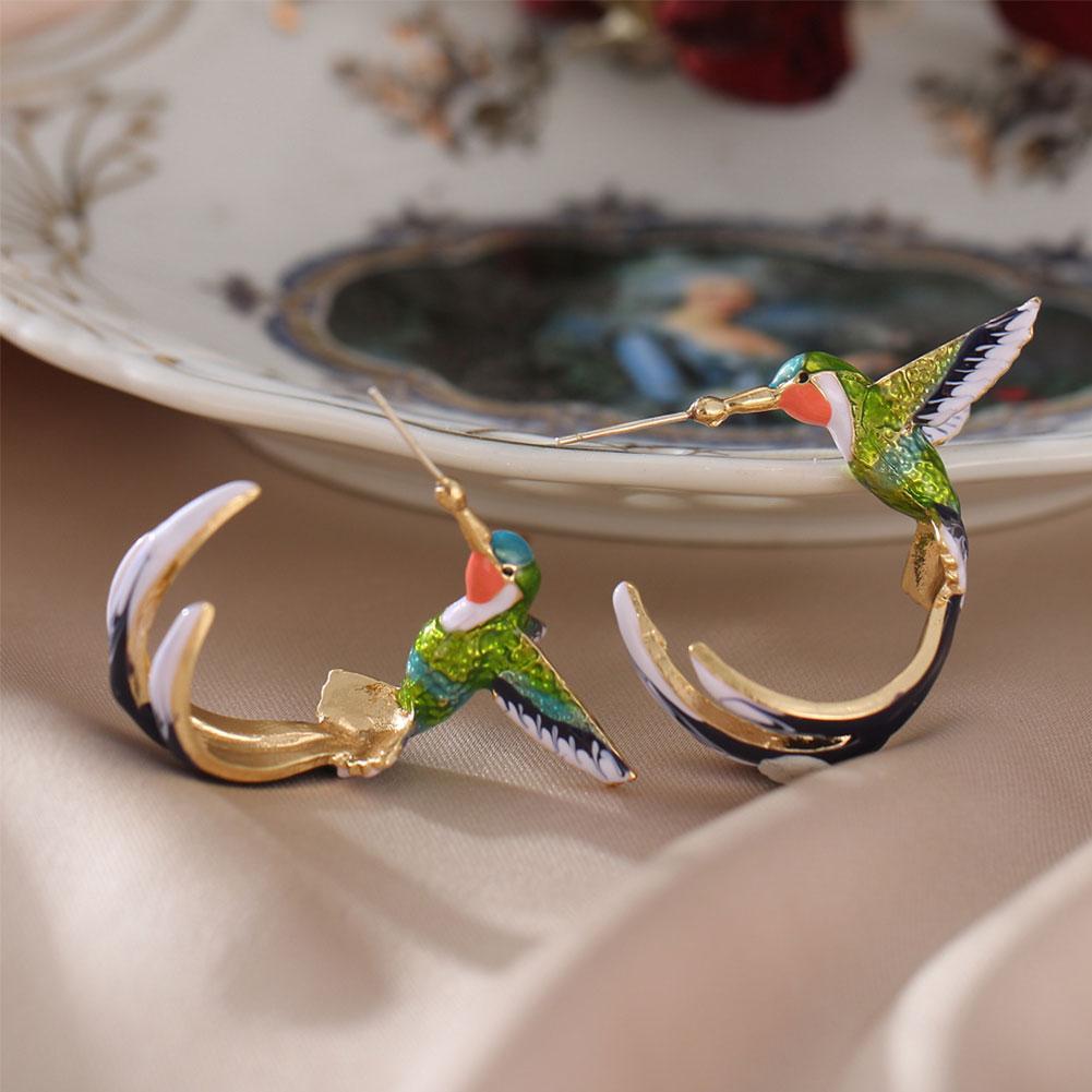 Pendientes exóticos de esmalte de colibrí con diseño único