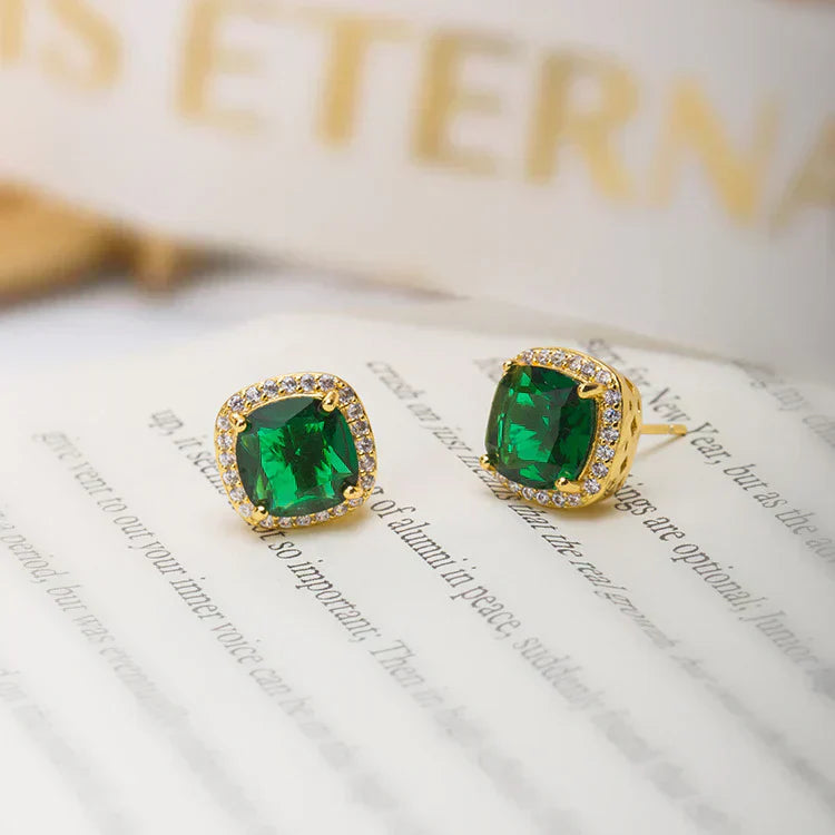 Pendientes cuadrados de piedras preciosas de color verde esmeralda con halo de circonita cúbica