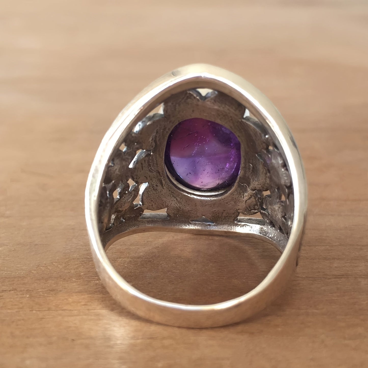 Anillo de amatista Haida