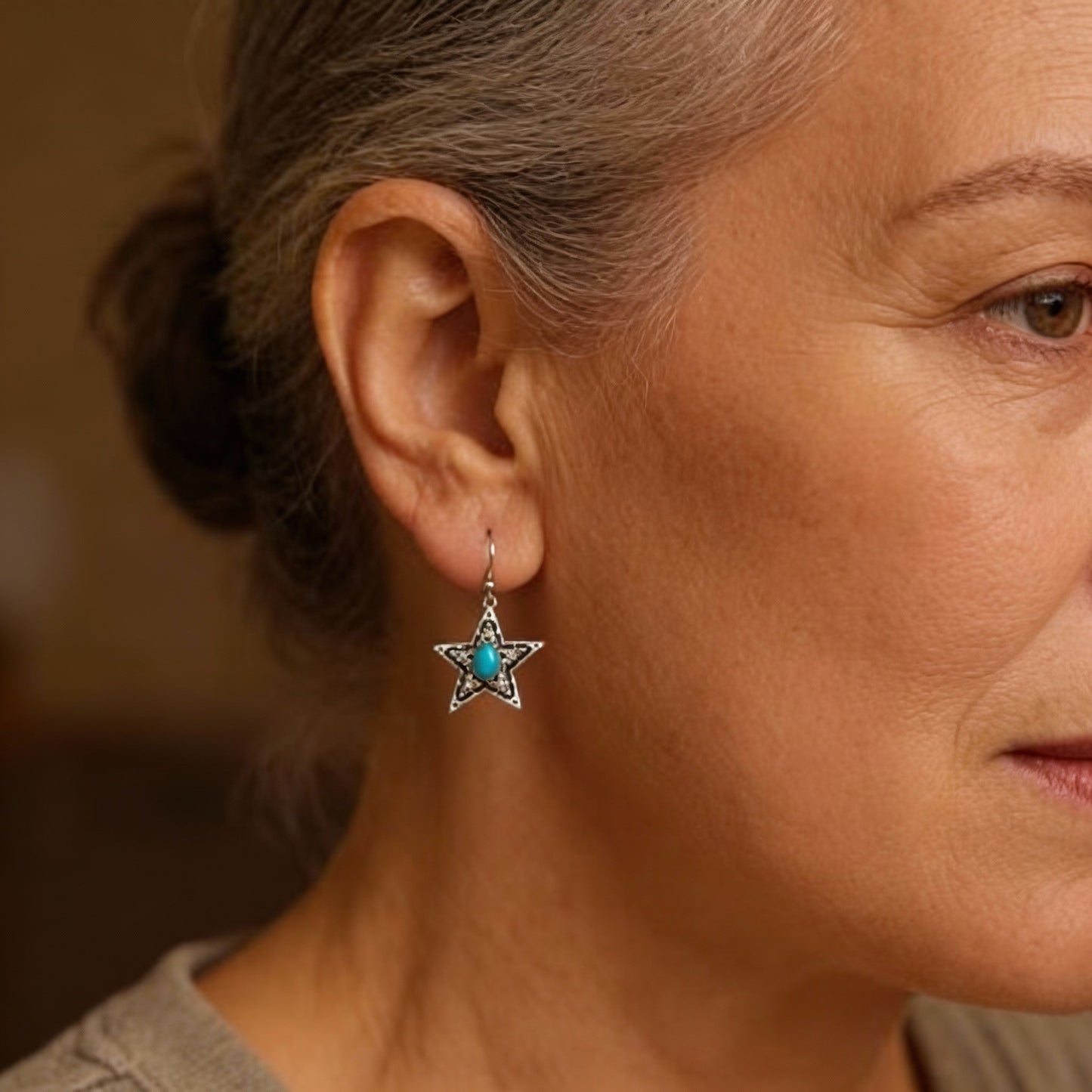 Pendientes colgantes estilo western con estrella turquesa para mujer