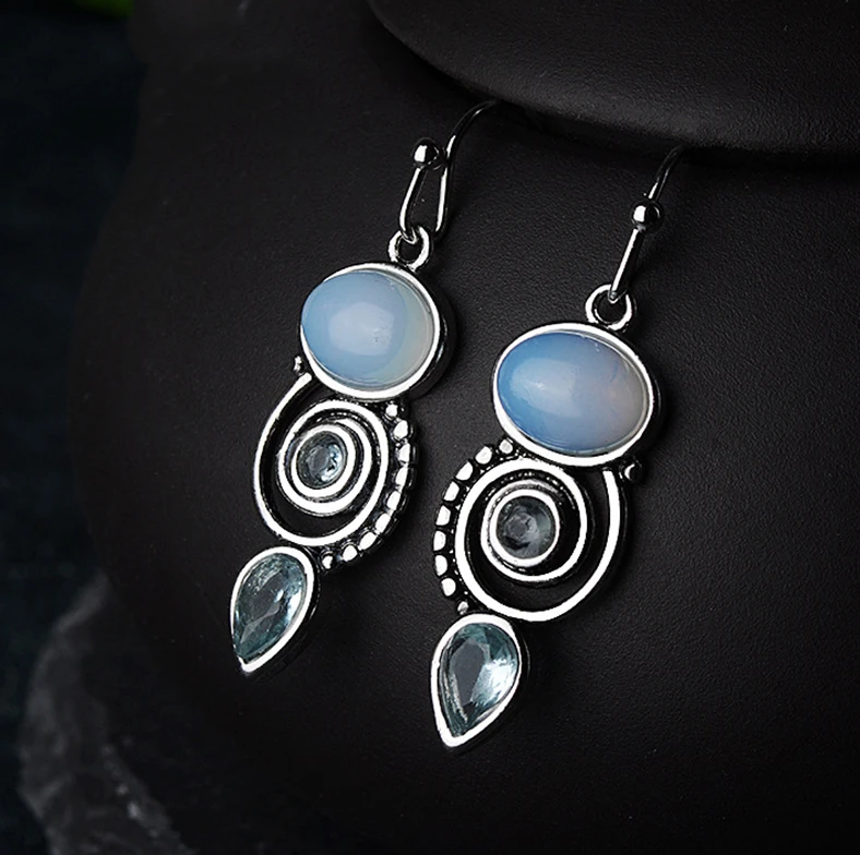 Pendientes boho vintage con gotas de piedra ópalo y circonitas azules