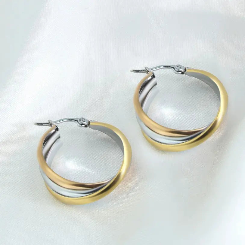 Pendientes de aro tricolores para mujer elaborados en mezcla de metales pulidos