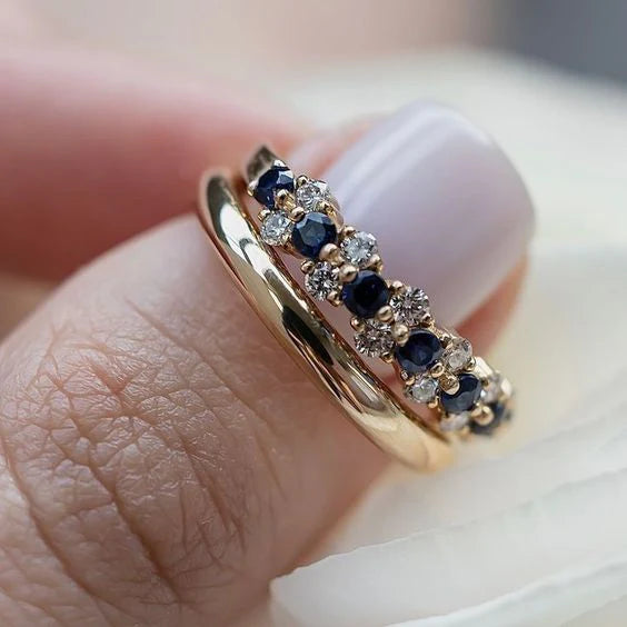 Anillo de Eternidad con Ópalo Dorado Precioso