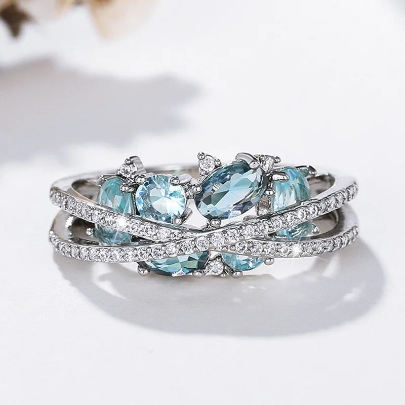 Anillo vintage con banda eterna