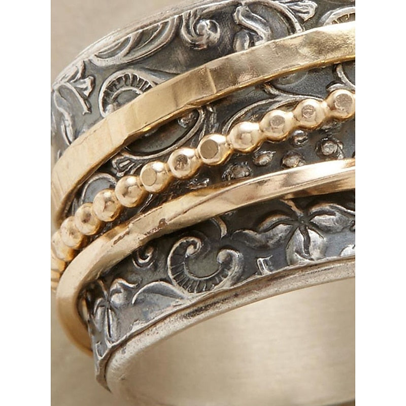 Anillo Vintage con Acabado Dorado y Acero Inoxidable Antiguo