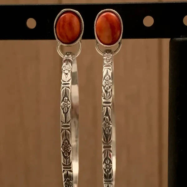 Pendientes elegantes con piedras intercambiables y diseño floral