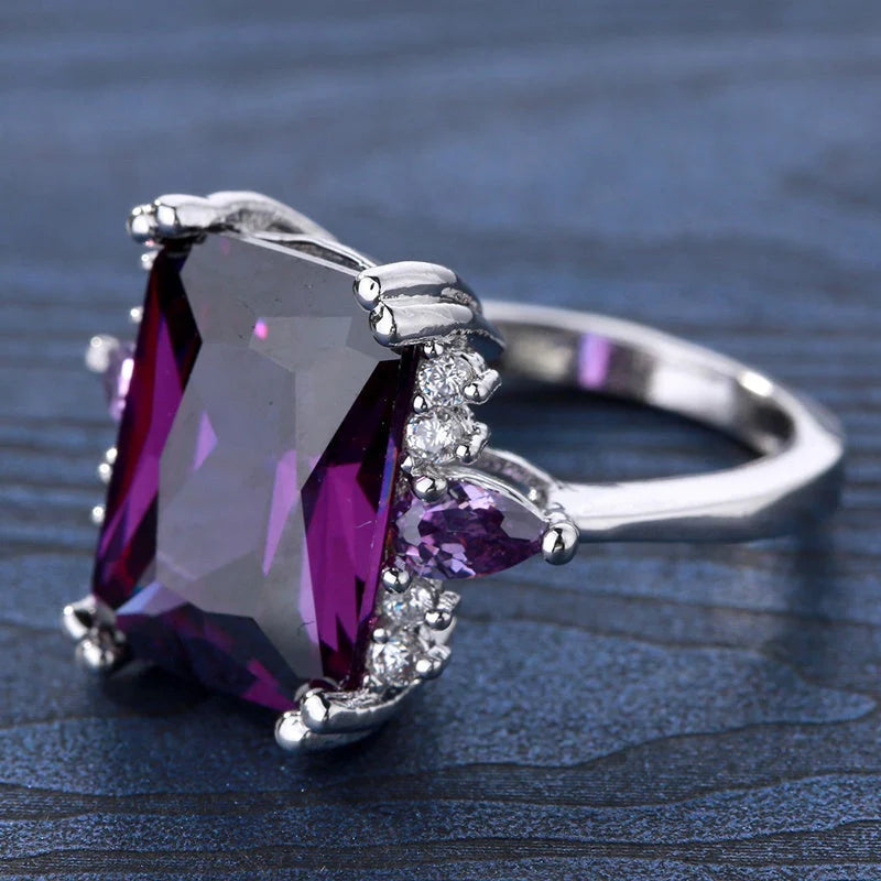 Anillo de Acero Inoxidable con Amatista