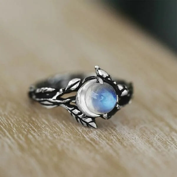 Anillo de Piedra Lunar Elizabeth