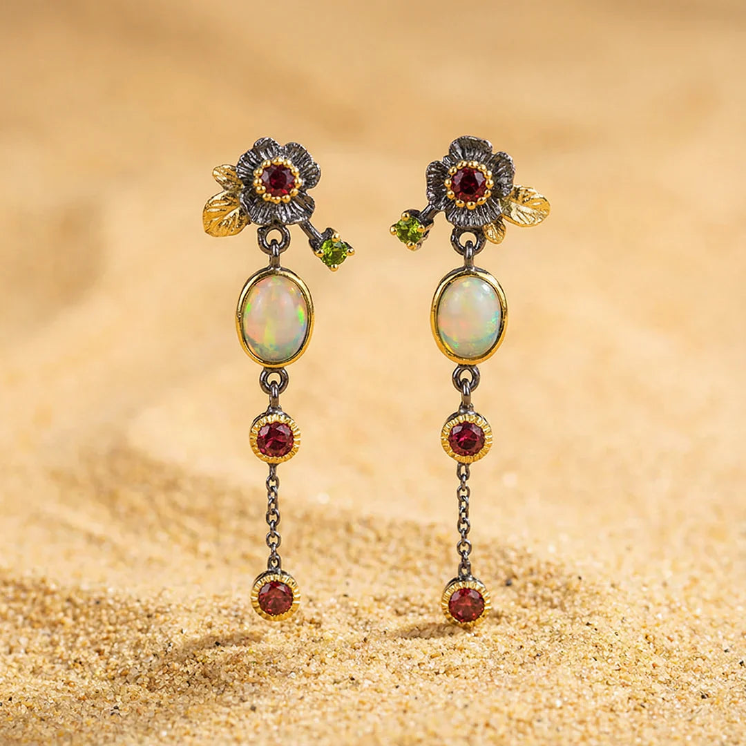 Pendientes boho-chic con ópalo brillante y circonitas rojas