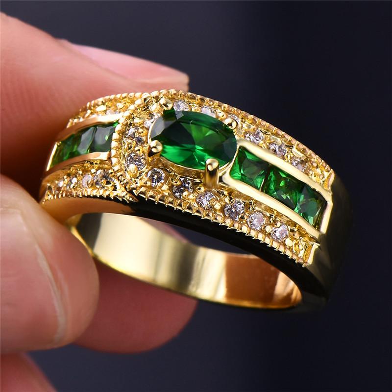 Anillo elegante con circonita verde
