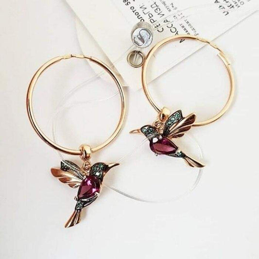 Pendientes de aro de colibrí en oro rosa con piedras preciosas brillantes