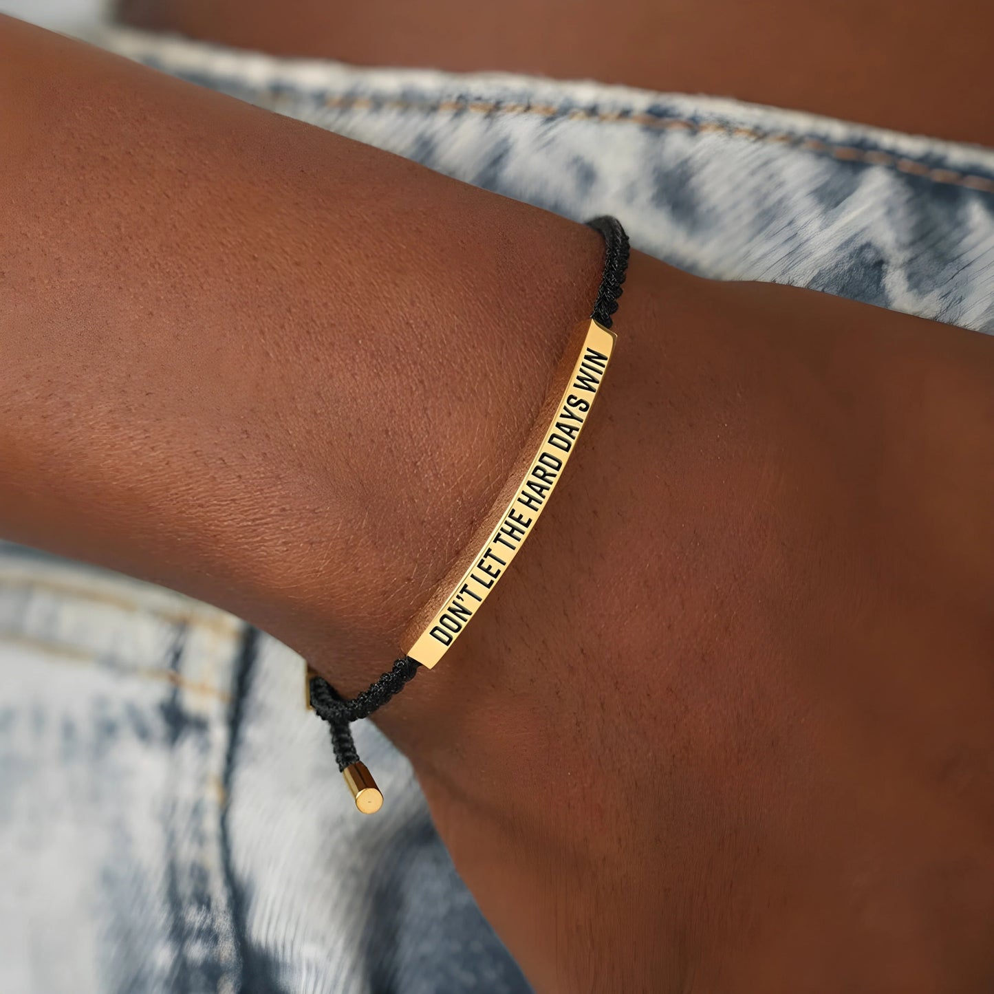 Sandra pulsera Don't Let The Hard Days Win dorada - Sparkano Marbella