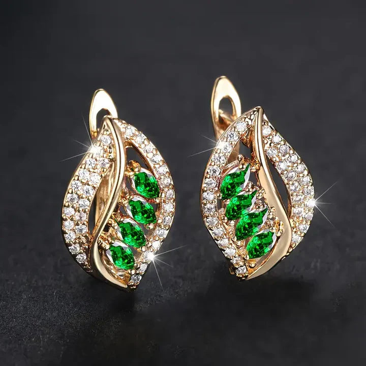 Pendientes de hojas de circonitas verdes brillantes con adornos de piedras brillantes