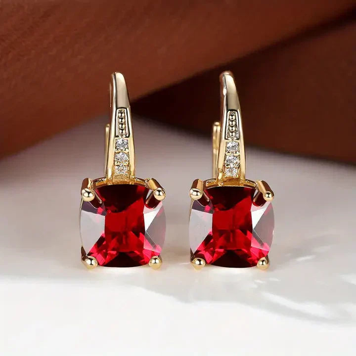 Pendientes de aro brillantes con circonitas talla cojín