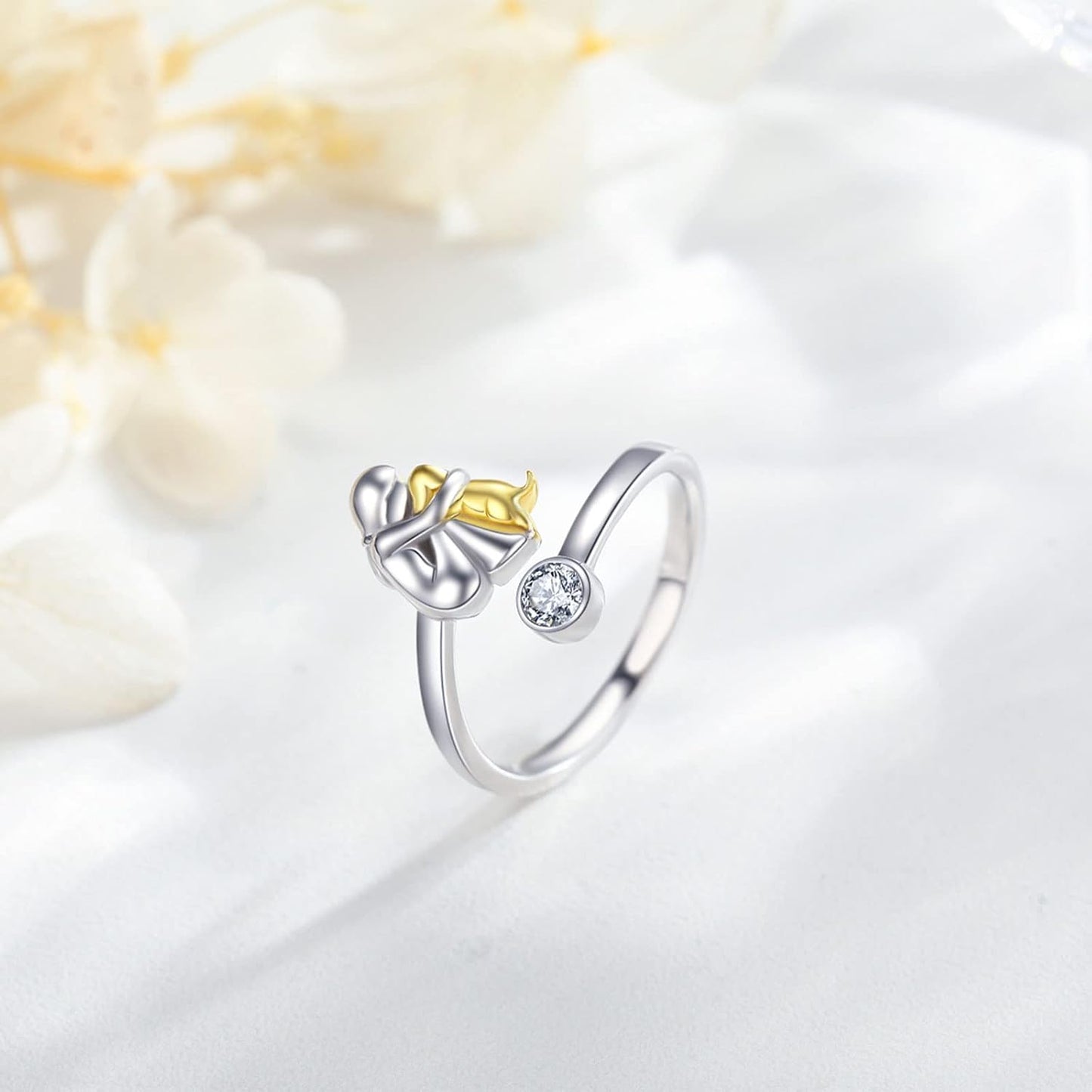 Anillo ajustable con circonitas
