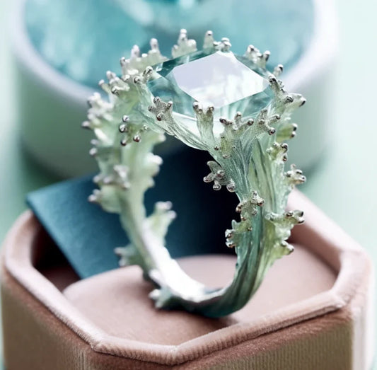 Anillo Exótico de Turquesa y Coral