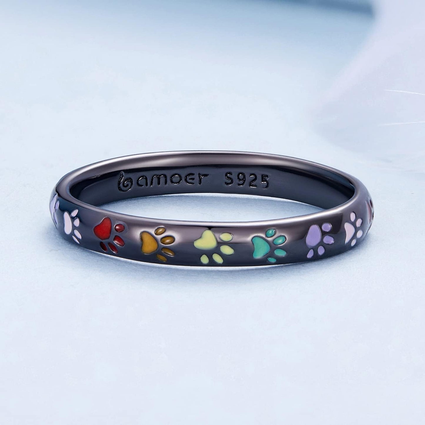 Anillo realizado en plata prueba con dibujo de zarpa
