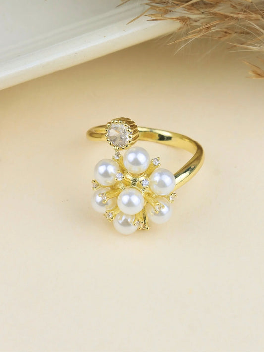 Anillo Ajustable con Perlas y Cristales Brillantes