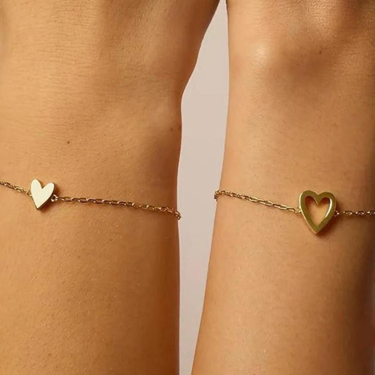 Valentina set de pulseras corazones unidos en color oro — vista frontal