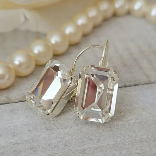 Pendientes vintage elegantes con grandes cristales rectangulares transparentes