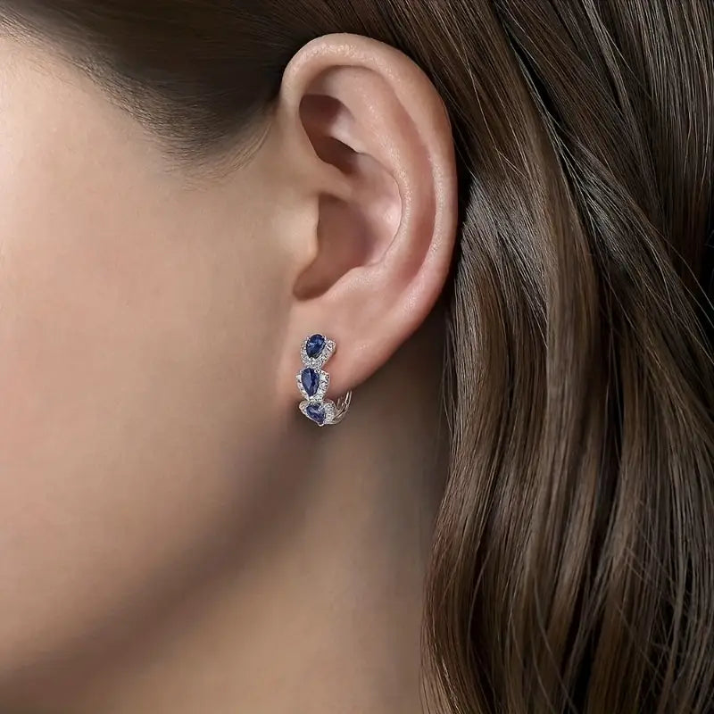 Pendientes elegantes en forma de lágrima con circonitas brillantes y cristales de colores