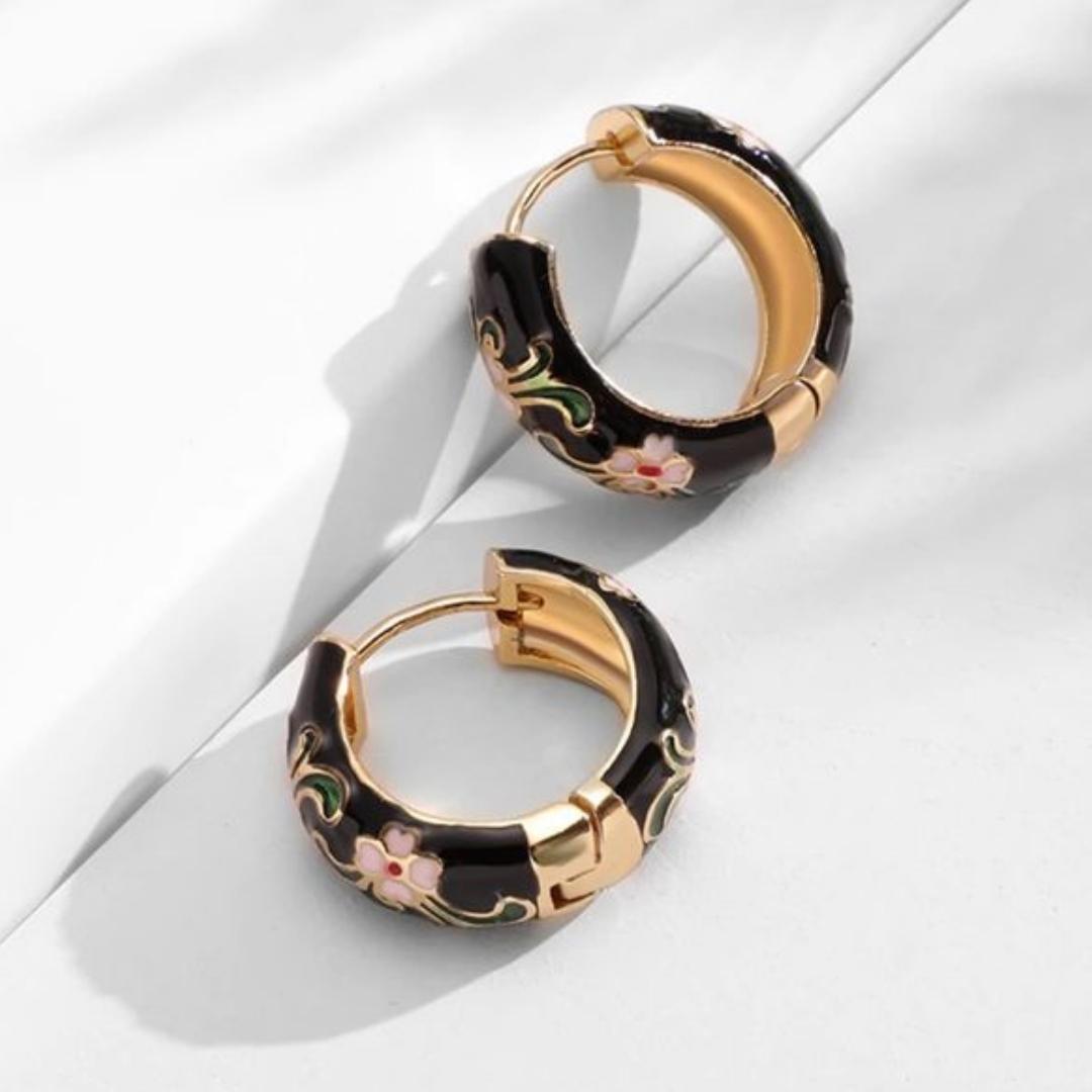 Pendientes de aro florales elegantes: pendientes de esmalte vibrante con estampado de flores