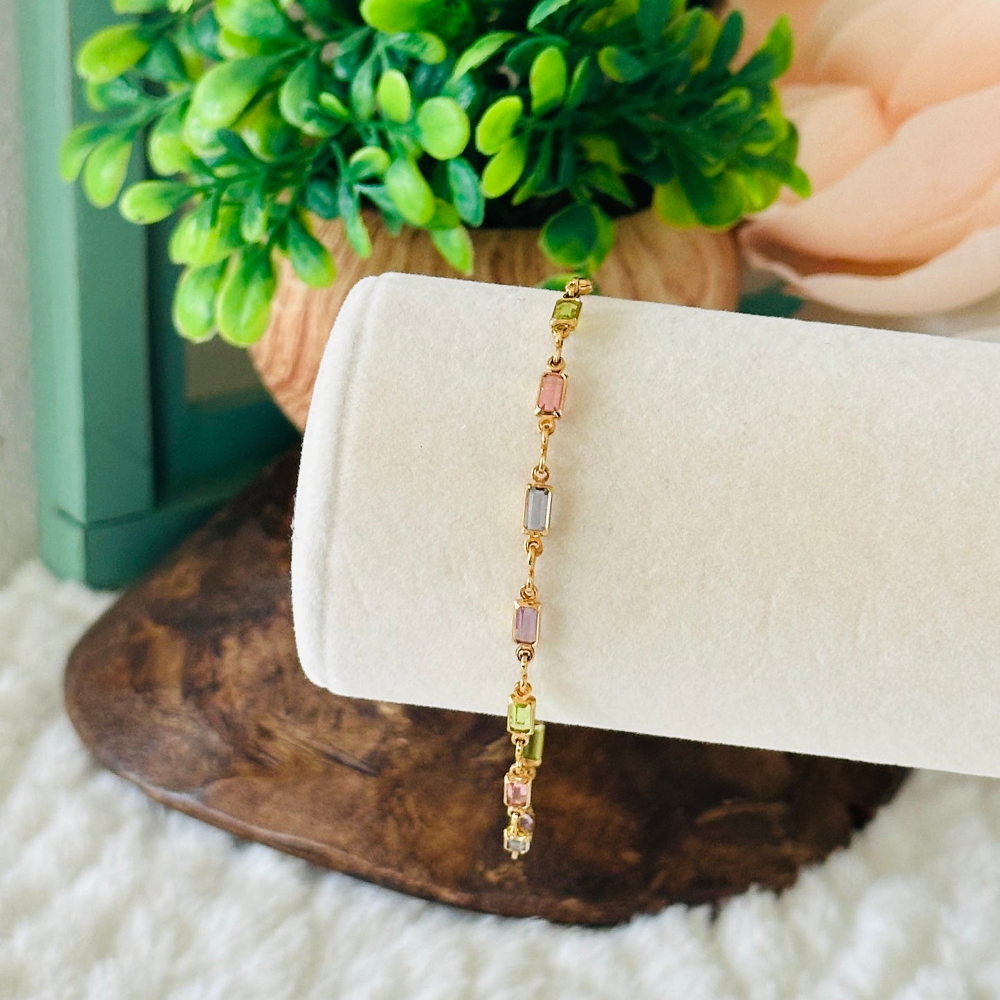 Pulsera con piedras rectangulares multicolores