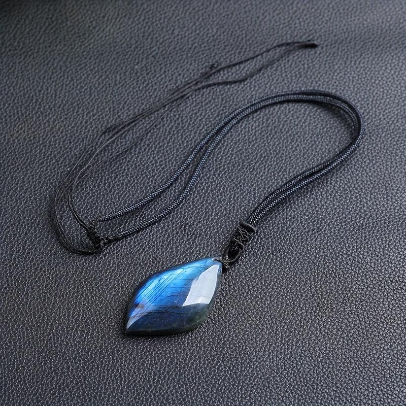 Collar con colgante de labradorita natural con fascinante brillo azul