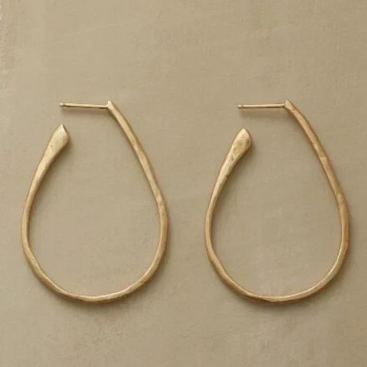Pendientes vintage chic en forma de lágrima con acabado martillado