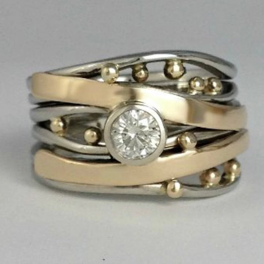 Anillo Vintage de Acero Inoxidable Bicolor con Diamante en Engaste Rub-over