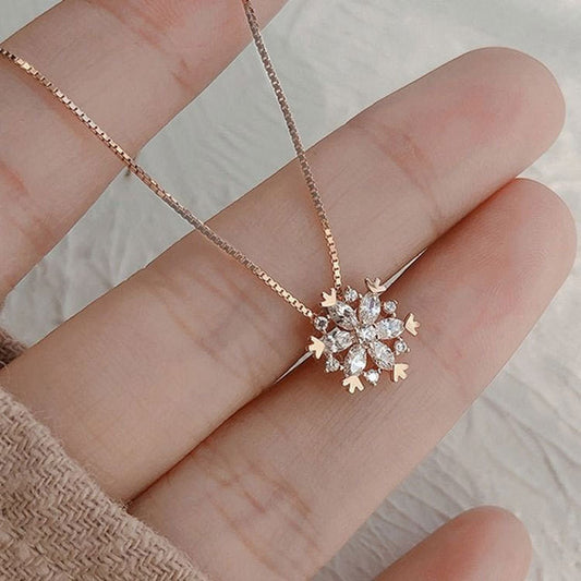 Collar de cristal de copo de nieve brillante con circonitas cúbicas brillantes