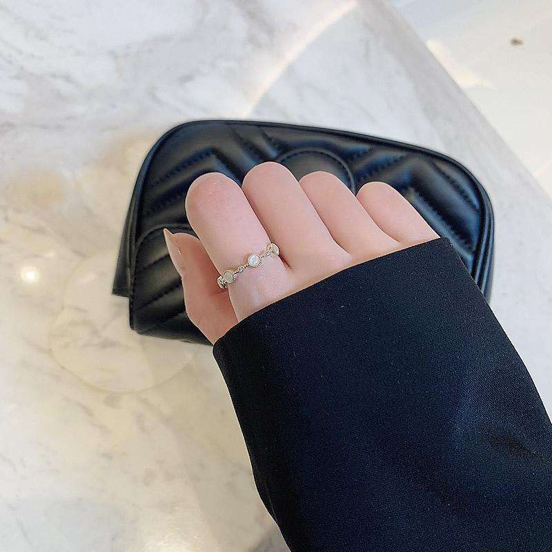 Anillo Ajustable de Acero Inoxidable con Piedra Ópalo