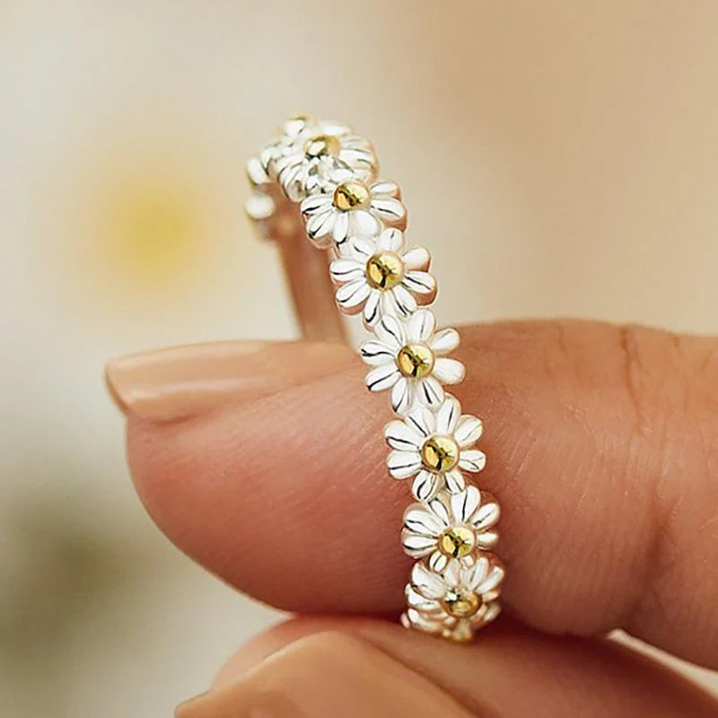 Anillo espiral vintage con circonitas