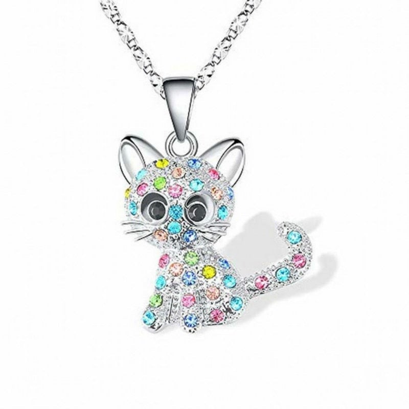 Lindo collar de gato con brillantes cristales de circonita cúbica en varios colores
