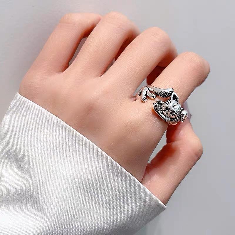 Anillo Ajustable de Acero Inoxidable – Diseño Gato Durmiente
