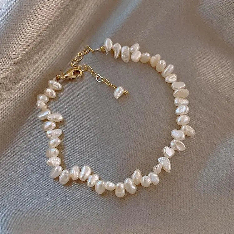 Elegante pulsera de perlas de agua dulce con perlas barrocas únicas