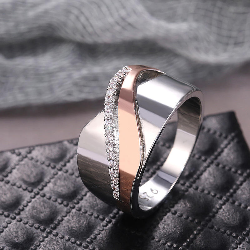 Anillo de Acero Inoxidable Bicolor con Circonitas