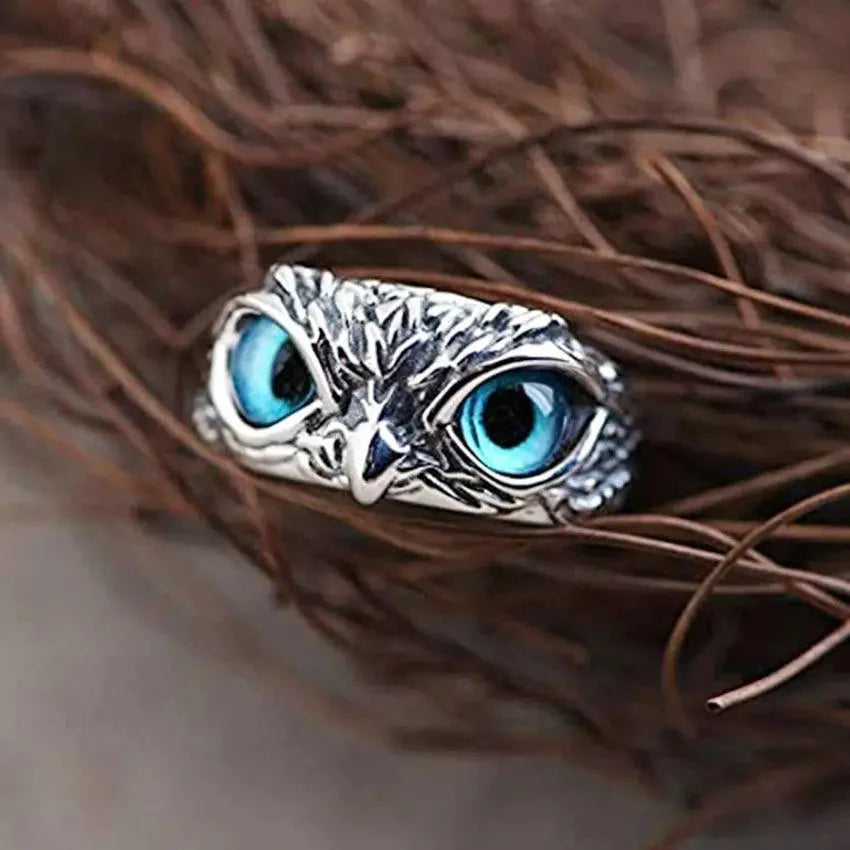 Anillo Búho de Plata con Ojos Azules