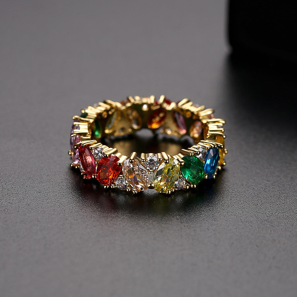 Anillo Eternidad Multicolor con Circonitas Cúbicas