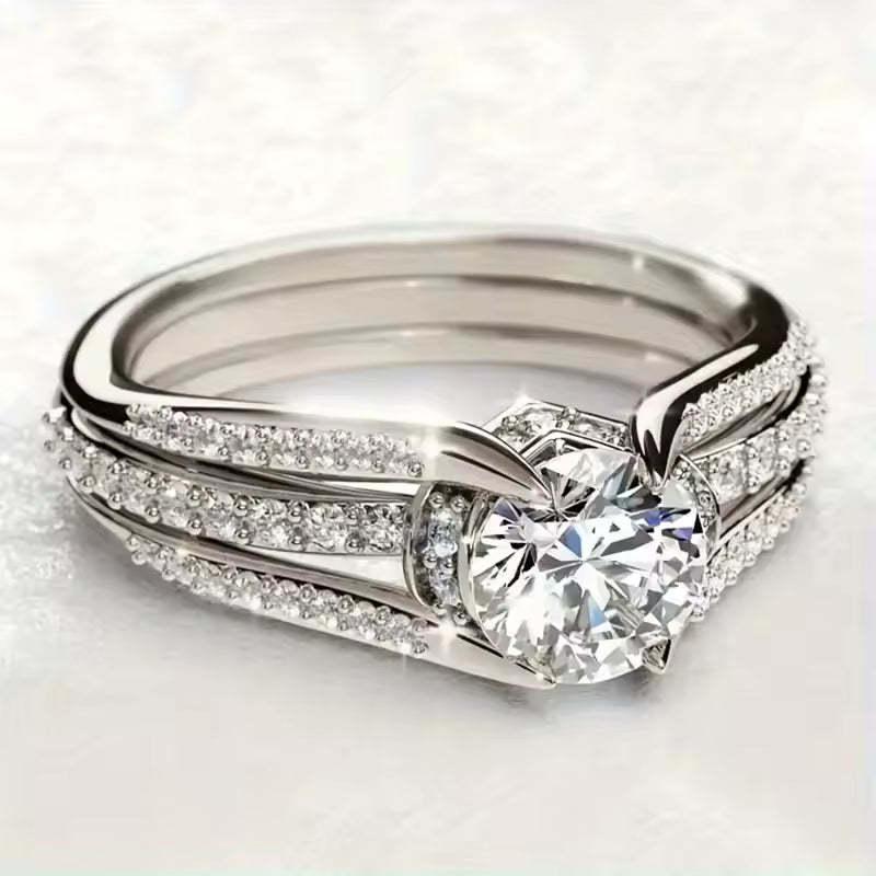 Anillo de Compromiso de Lujo con Diamante Central