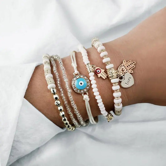 Conjunto de pulsera boho con ojo de Nazar, Hamsa y abalorios