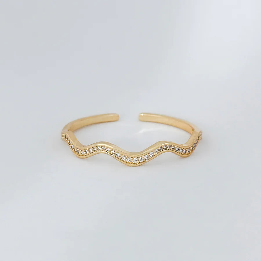Anillo de Acero Inoxidable con Diseño de Onda