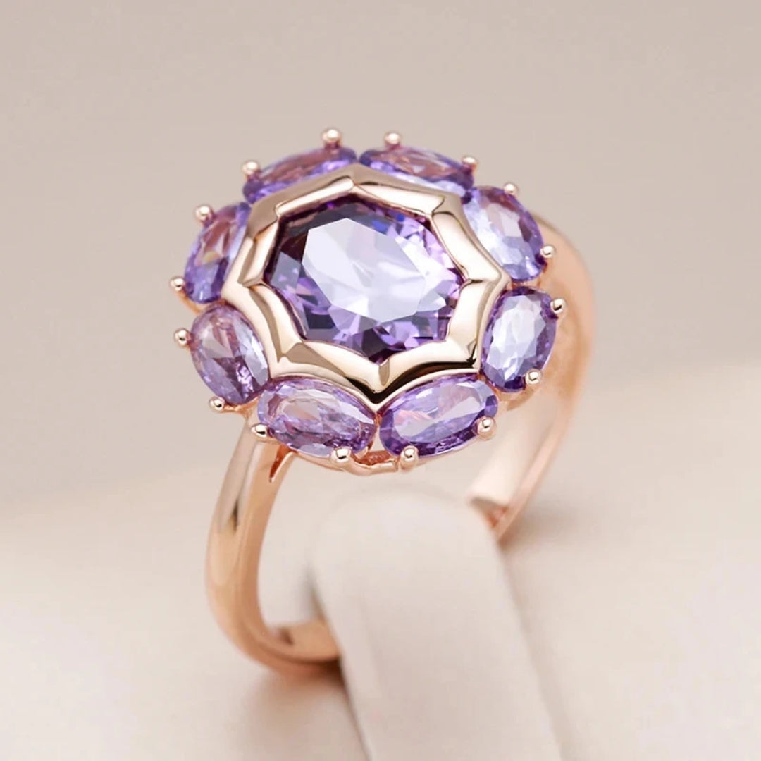 Anillo con cristal morado