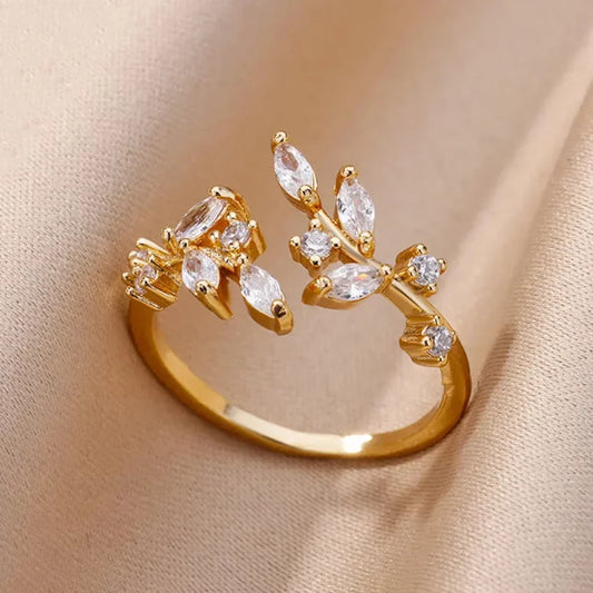 Anillo con hojas de cristal