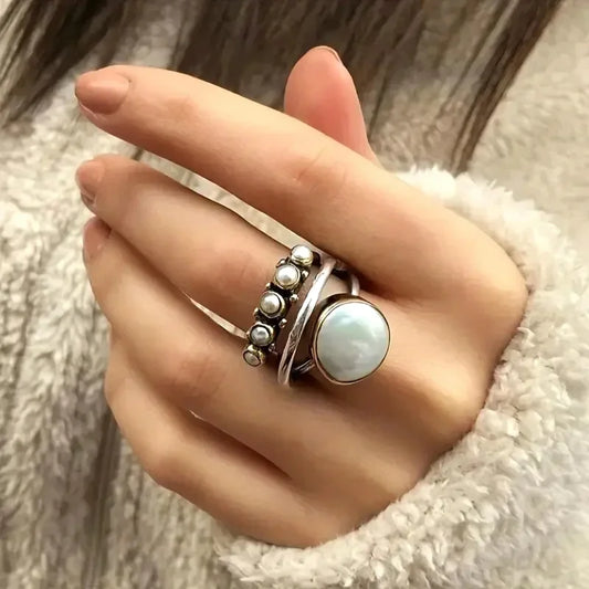 Anillo Vintage con Perla Clásica
